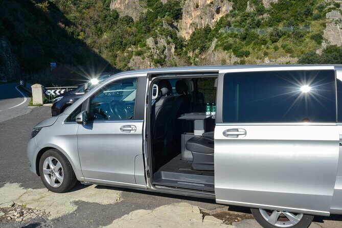 Sorrento transfer to Naples (stop Pompeii option) or vice versa - Who This Transfer Is Best For
