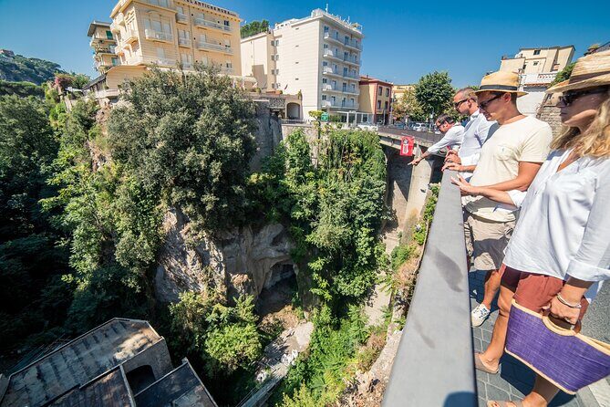 Sorrento Walking Tour with a Local Guide - Chiostro di San Francesco: a peaceful cloister break