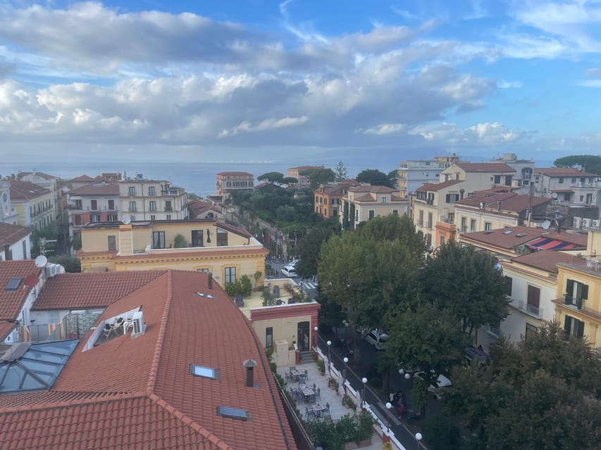 Sorrento: walks and food - Public garden viewpoints: the best part is the timing