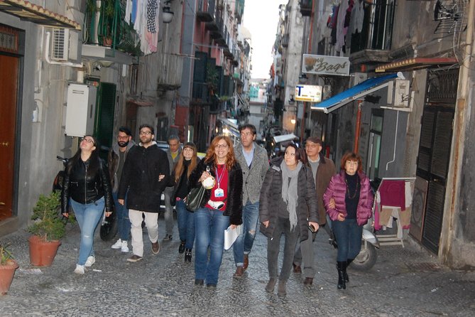 Spanish Quarters Tour - Should you book the Spanish Quarters Tour?