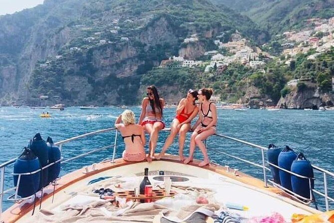 Special Blue Grotto & Capri Island departure DA Sorrento - Capri island time: what you do when the boat docks