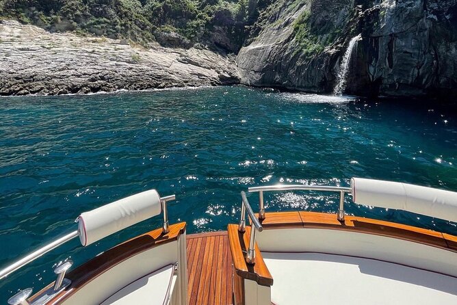 Sunset boat experience in Sorrento coast - Price and value: $825.48 per group (up to 5)