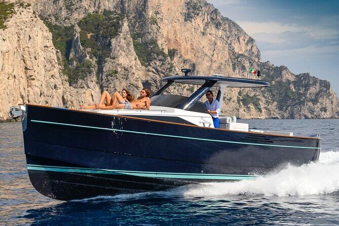 The 2 South gems: Capri and Positano Day Cruise - Nerano on the return: a fishing village break with optional lunch