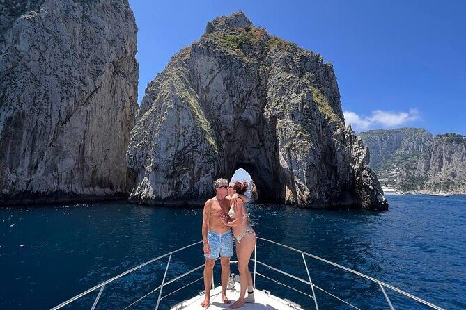 The Blue Fever: Capri island day cruise - The cave circuit: White, Green, Red, and the famous Blue Grotto