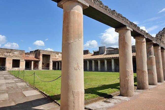 The charm of Pompeii and Herculaneum.Private Tour with Official Guide - End at Ercolano Scavi: Finishing Smoothly Instead of Getting Stranded
