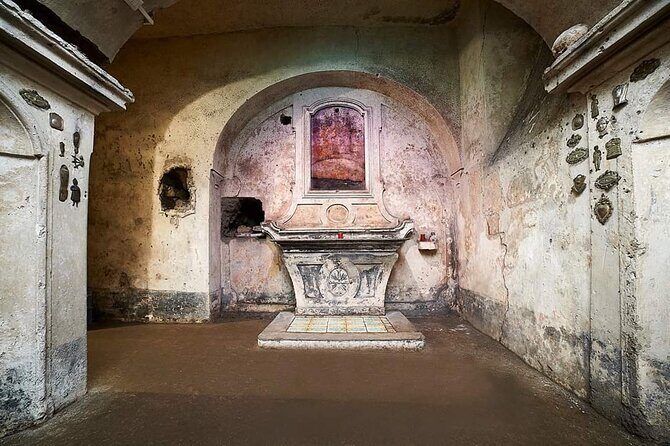 The Mystery of Naples Saga: The Skull with ears - Finishing near Palazzo Venezia: a smooth walk back into the historic center