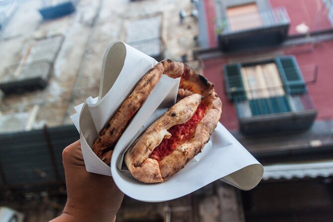 The Perfect Private Walking Tour of Naples with Exclusive Guide - Getting there smoothly: Stazione Marittima to Piazza del Gesù Nuovo