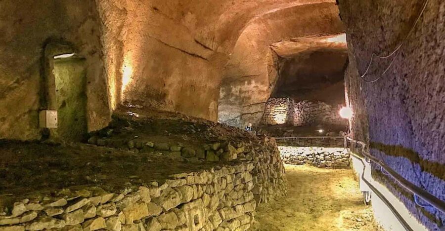 The Underground of Napoli: a Trip to the Hidden City - Key things you’ll notice on this Naples underground tour