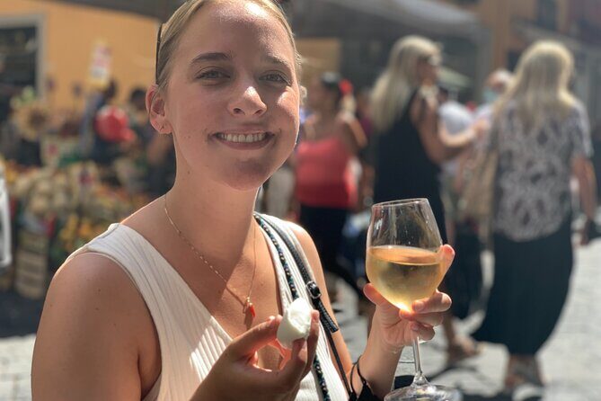 The Unfiltered Street Food & Market Tour of Naples (by Streaty) - Timing, meeting points, and how to plan your day