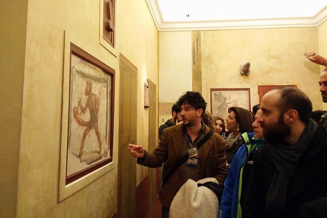 THE WONDERS OF ANTIQUES: The Archaeological Museum of Naples - The Roman-Greek, Pompeii, and Farnese sections—what each one is for