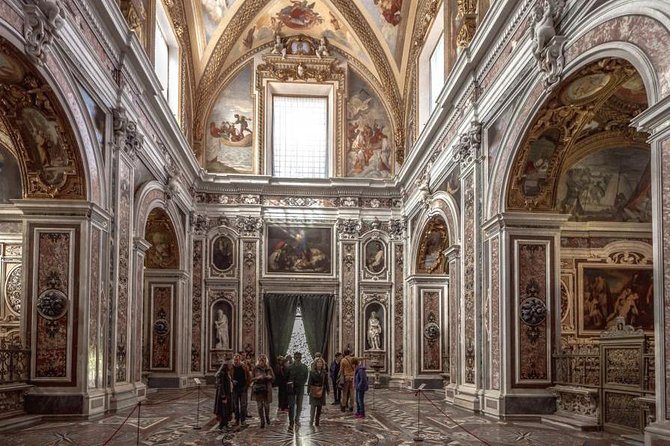 Tour in the Charterhouse of St. Martin and Pedamentina with an art expert - Spanish Quarters and Via Toledo: street life plus a clear finish point