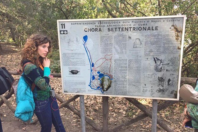 Tour in the ruins of Cuma with an archaeologist. - What you’ll actually see: Greek city of Cuma, temples, and the Sybil cave