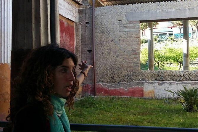 Tour in the villa of Poppea with an archaeologist - Villa di Poppea at Oplontis: quiet ruins, focused time