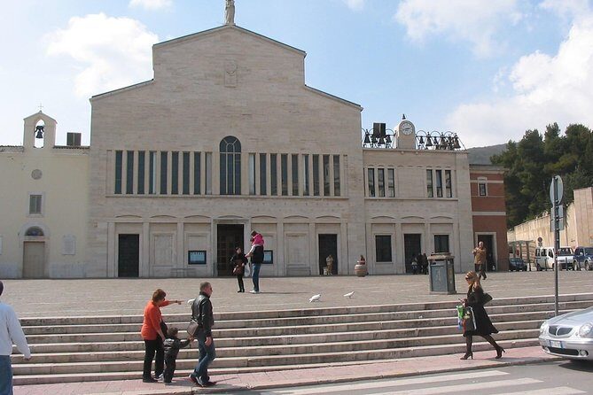 Tour Of Padre Pio: From Pietrelcina To San Giovanni Rotondo - Your guide and the small things that make it smooth (Mauro is a standout)