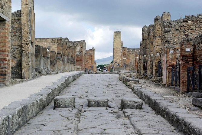 Tour of Positano+Sorrento+Pompeii (BEST SELLER Full Day) - Pompeii: what to expect, and why the guide choice matters