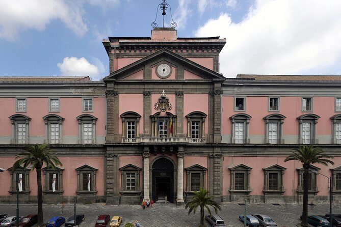 Tour of the Archaeological Museum of Naples - Pompeii and Herculaneum artifacts: the stories behind the objects