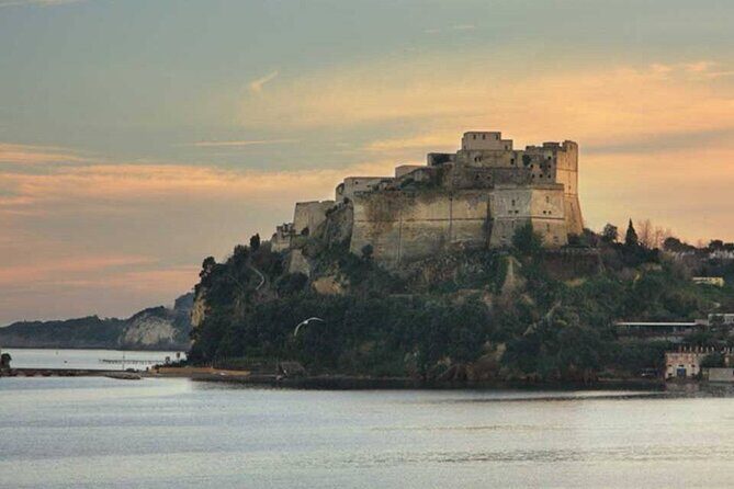 Tour privato a Pozzuoli Bacoli - Cuma and Baia: the main archaeological story in one stop