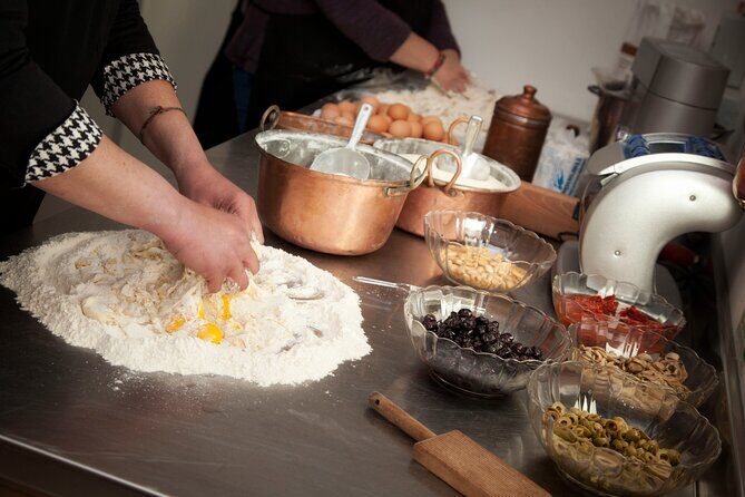 Traditional Neapolitan cooking class - Key highlights before you go