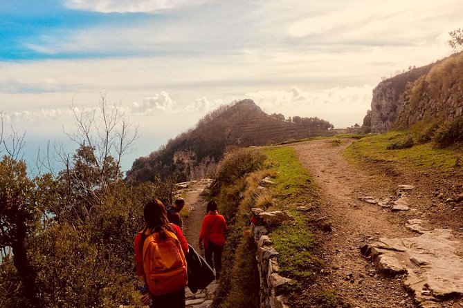 Trail of the gods with local guide Saveria Fiore "Ladybug" - The human story behind the views: a pedestrian artery before the road