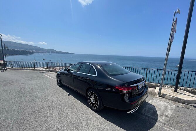 Transfer from Naples airport to Sorrento - The 15-minute photo stop: a small break with big payoff