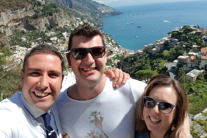 Transfer from Naples area to Sorrento area from 4 to 6 passengers - Price and Value for a Group of 4 to 6