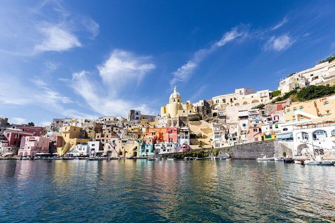 Transfer from Naples to Naples - Mercedes Comfort Plus a Driver Who Actually Manages Naples