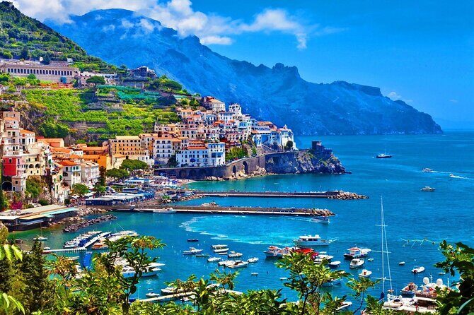Transfer from Naples to Positano or Return - Naples to Positano in a private Mercedes: what you’re really buying