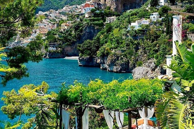 Transfer from Naples to Positano with a stop at Pompeii or Positano to Naples - How the timing plays out (3 hours total, with a 2-hour Pompeii stop)