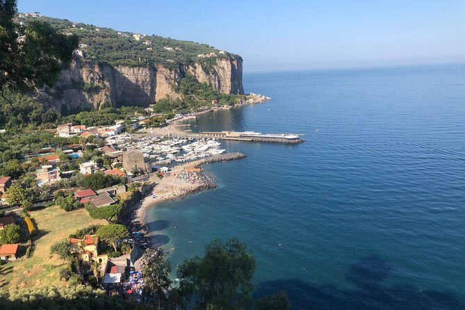 Transfer from Naples to Sorrento - Drop-off in Sorrento: arriving where you can actually move