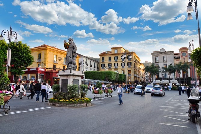 Transfer from Naples to Sorrento or Viceversa - Key Highlights That Matter on This Route