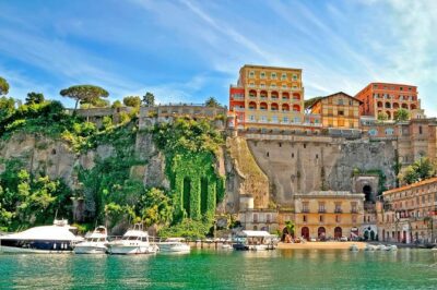 Transfer from Naples to Sorrento or Viceversa - Door-to-Door Pickup: Where You Meet the Driver