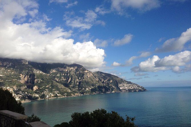 Transfer from Positano to Naples - The Service Quality Question: Mostly Loved, One Miss to Note