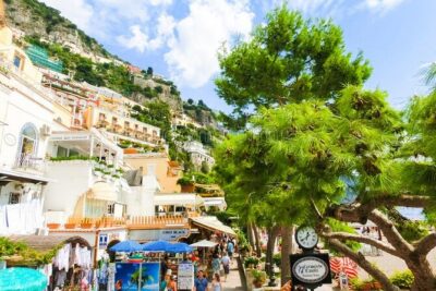 Transfer from Positano to Naples or Return - Door-to-door pickup in Positano: what to expect