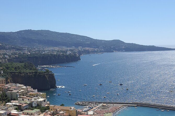 Transfer from Sorrento to Naples airport or station - The ride itself: air-conditioned comfort and driver judgment