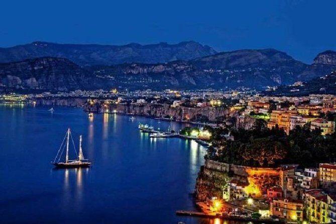 Transfer Naples Positano or vice versa - Private ride comfort: air-conditioned and built for the practical parts