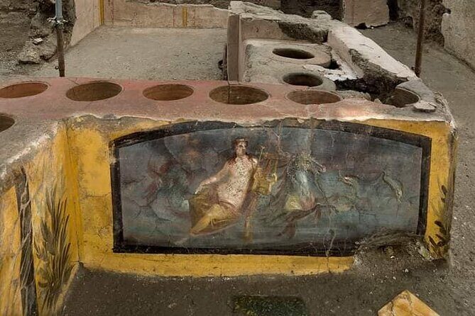 Transfer Naples Sorrento plus Pompeii or vice versa - Who should book this Naples–Sorrento transfer with Pompeii