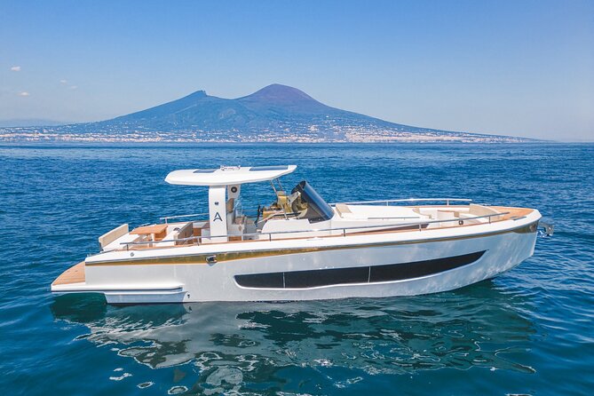 Transfer to Capri - On-Board Comfort: Drinks, Wi‑Fi, Snacks, and a Restroom