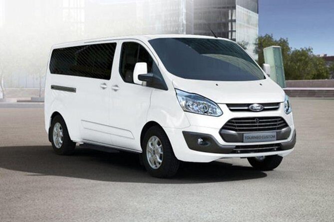 Transfers and Tours - A 24/7 Ischia taxi that turns logistics into a plan