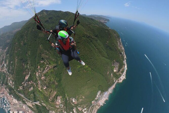 Two-seater paragliding Amalfi and Sorrento Coast Monte Faito - Monte Faito to Castellammare di Stabia: the real shape of the 30 minutes