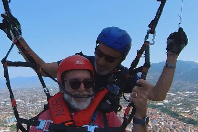 Two-seater paragliding Amalfi and Sorrento Coast Monte Faito - Who should book this, and who should think twice