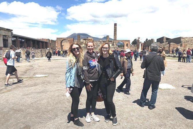 VIP Pompeii Tour including Newly Opened Houses With Archaeologist - Why This Pompeii Tour Works Better Than a Typical Walk-At-Your-Own-Pace Day