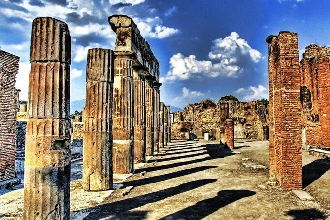 Visit of the archaeological park of Pompeii - Entering Pompeii: Seeing Everyday Roman Life, Not Just Big Ruins