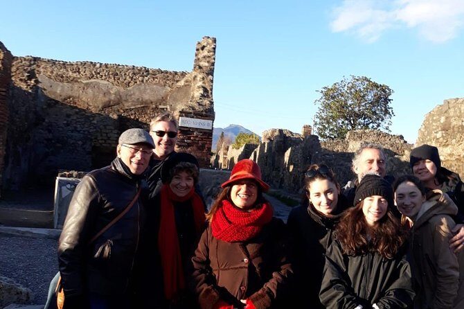 Visit Pompeii with an expert professional guide (2/3 hours) - Entering Pompeii with an expert guide (2.5 hours that actually makes sense)