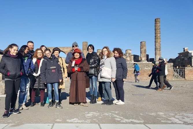Visit Pompeii with an expert professional guide (2/3 hours) - Public thermal baths, houses, and shops: where daily life becomes readable