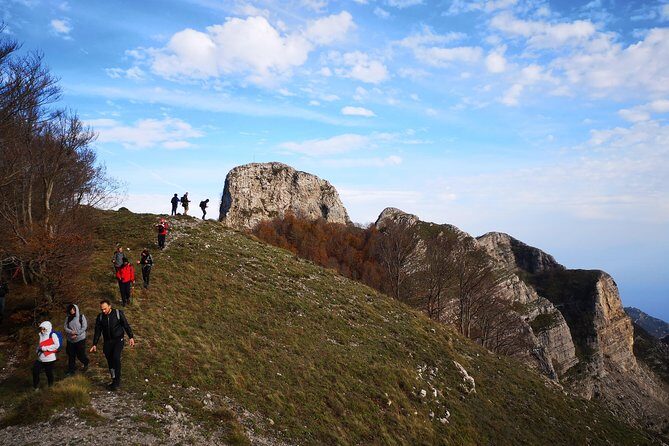 Walk around Faito Mountain, the Highest Point of the Amalfi Coast and Sorrento Peninsula - Timing and pacing: about 3 hours of hiking, then a cool finish