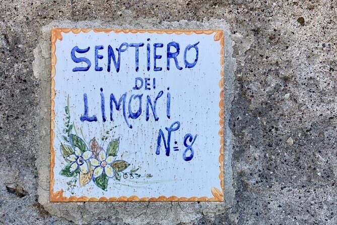 Walking tour from Minori to Maiori along the Path of the Lemons - What to wear and bring for a medium-difficulty coastal stair walk