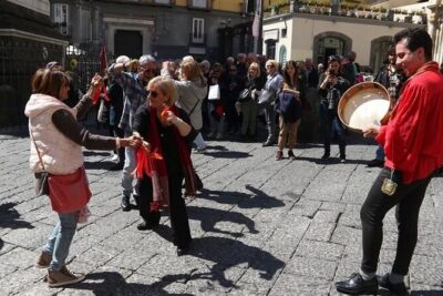 Walking Tour of Naples with Traditional Music - Route Basics: Timing, Pace, and Practical Logistics