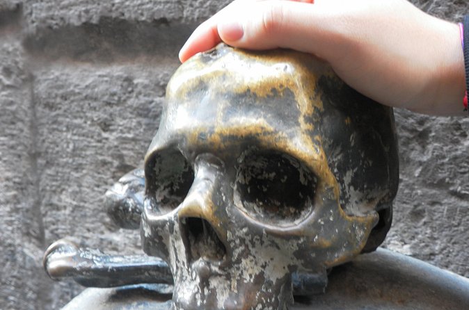 Walking Tour of the Neapolitan Superstition - Piazza San Gaetano: munaciello stories and the Marianas
